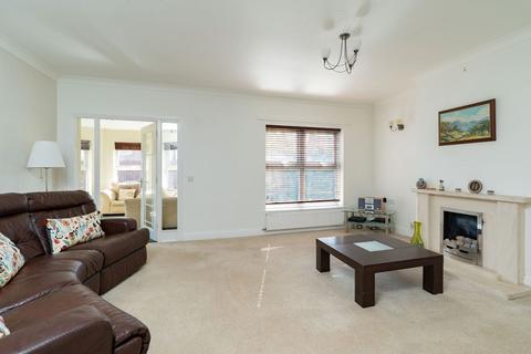 8 Abbots Crescent, Spalding, PE11 1NB