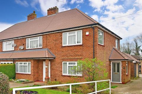 30 Macaulay Road, Caterham, CR3 5HQ