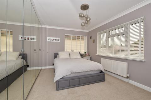 30 Macaulay Road, Caterham, CR3 5HQ