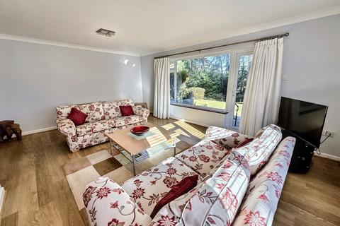 3 bedroom flat for sale, Ferndown