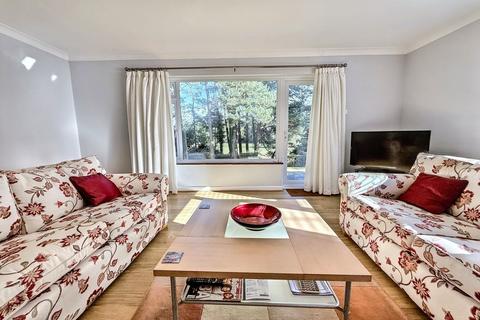 3 bedroom flat for sale, Ferndown