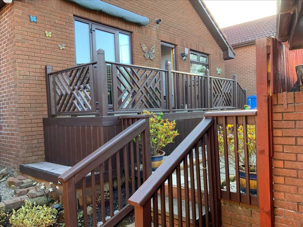 Laurel Grove, Bonnybridge 2 bed bungalow £220,000