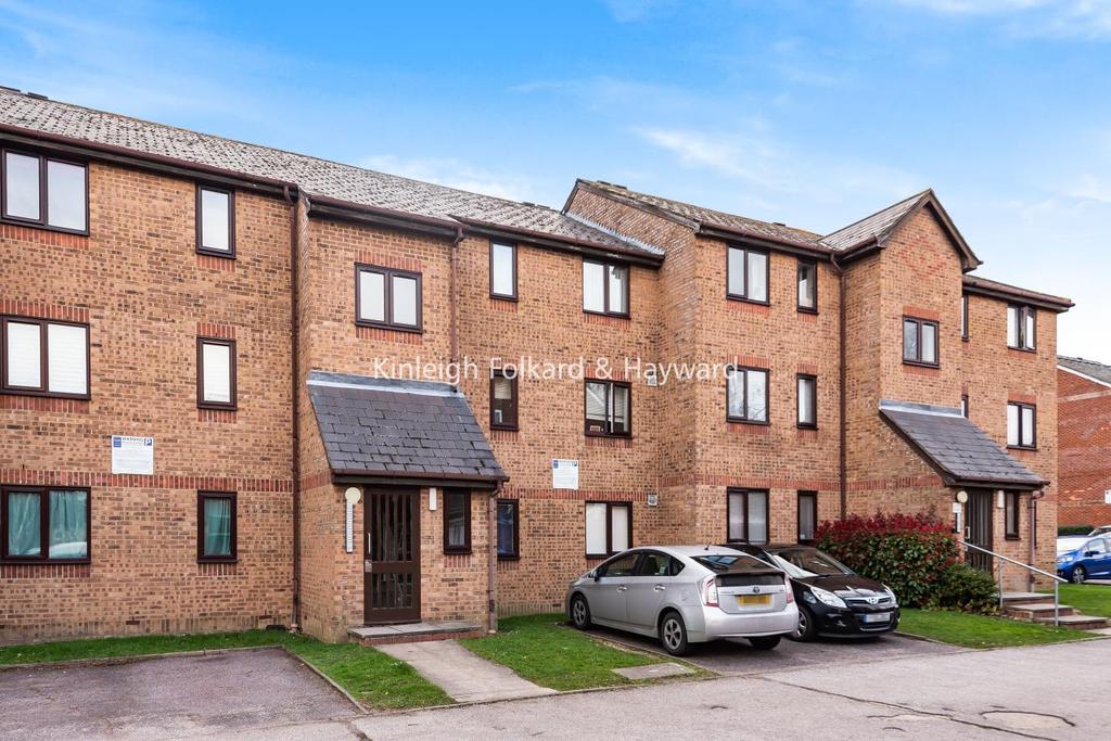 Leigh Hunt Drive, Southgate 2 bed flat £350,000