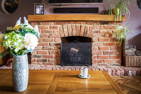 Four Seasons Broadbridge Lane, Smallfield, Horley, RH6 9RE