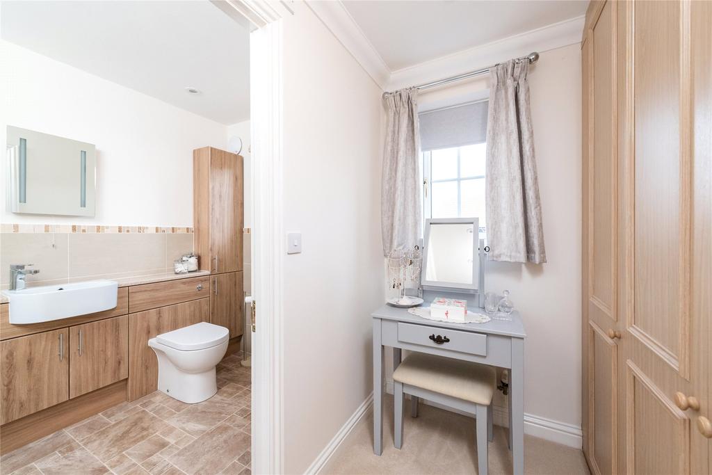 Dressing/En Suite