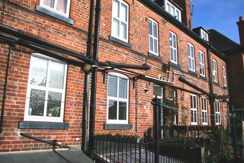 4 bedroom apartment to rent, Westminster Chambers, Gell Street, Sheffield S3