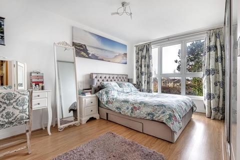 Flat 42, Park Heights Constitution Hill, Woking, GU22 7RT