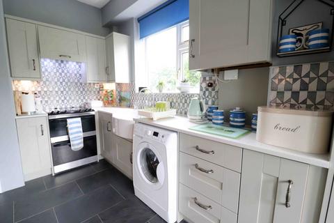 16 Cecil Road, Gowerton, Swansea, SA4 3DE