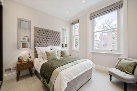 3 bedroom flat for sale, Brechin Place, South Kensington SW7