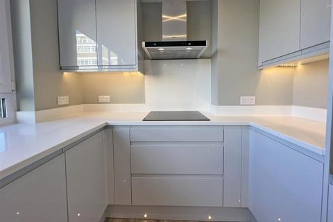 41, Pittville Court Albert Road, Cheltenham, GL52 3JA