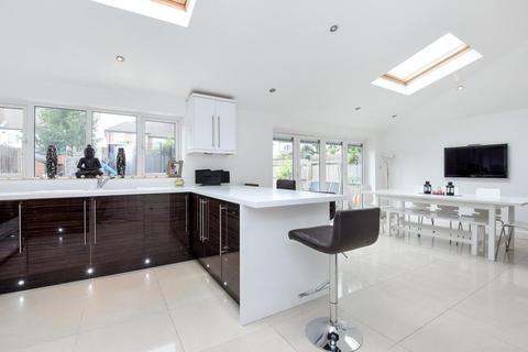 17 Hambro Avenue, Bromley, BR2 7LS