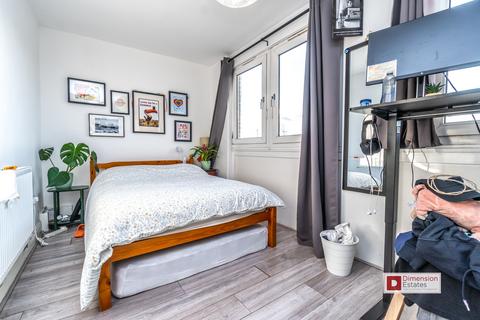 2 bedroom maisonette to rent, Moody Street, Stpney Green, Mile End, London, E1