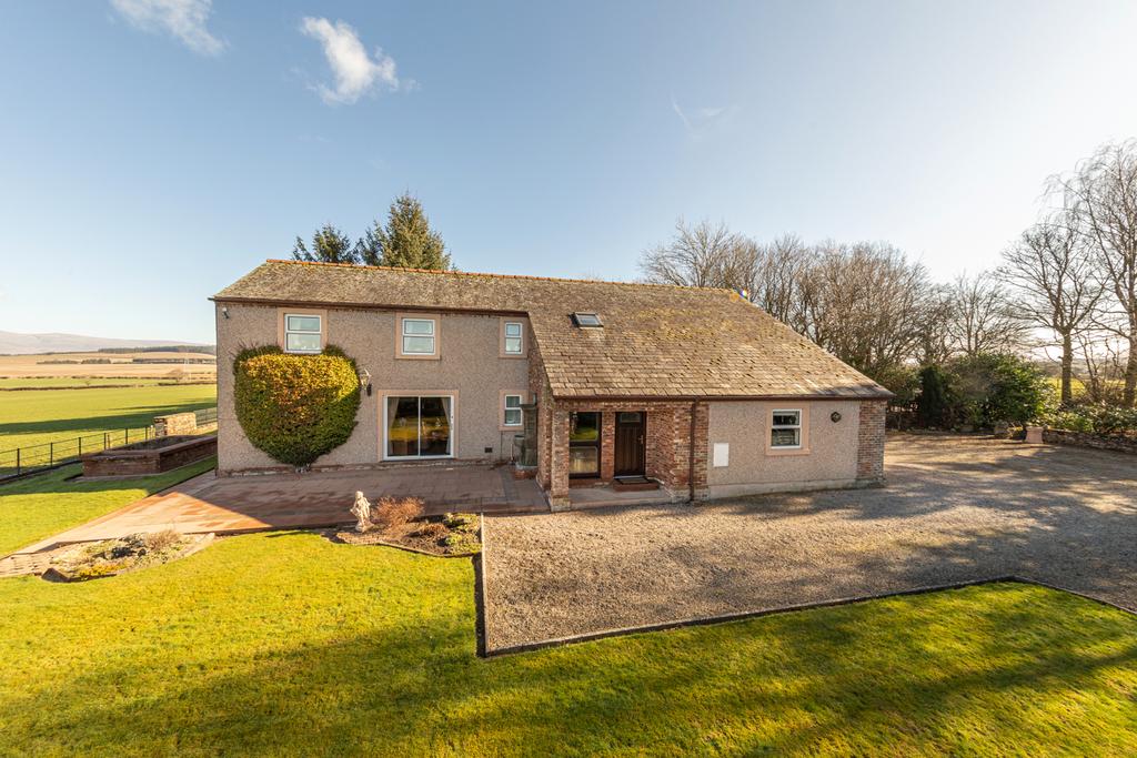 Gin Case, Clifton Dykes, Penrith... 4 bed barn conversion £600,000