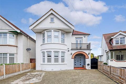 37 Fermoy Road, Thorpe Bay, Southend-on-sea, SS1 3HA