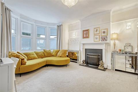 37 Fermoy Road, Thorpe Bay, Southend-on-sea, SS1 3HA