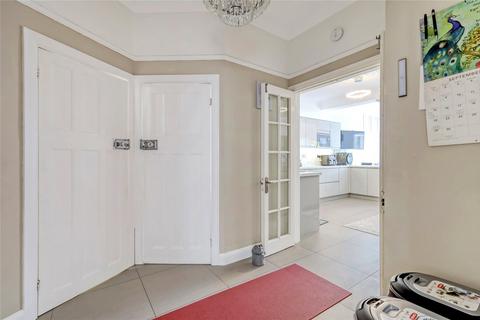 37 Fermoy Road, Thorpe Bay, Southend-on-sea, SS1 3HA