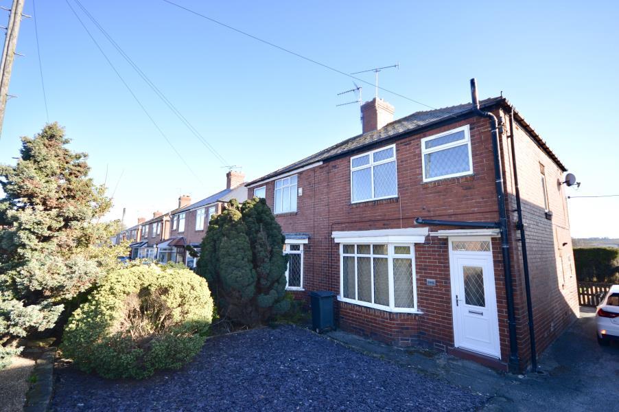 THE COMMON, ECCLESFIELD, SHEFFIELD... 3 bed semidetached house £845