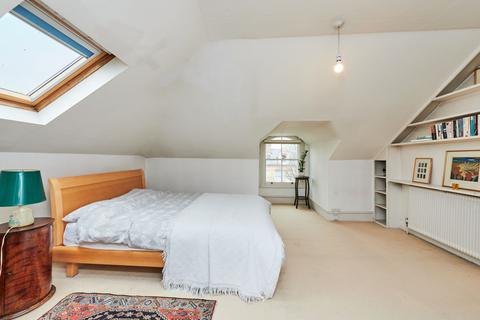 21 Woodlands Road, London, SW13 0JZ