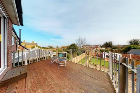 28 Epple Road, Birchington, CT7 9AX