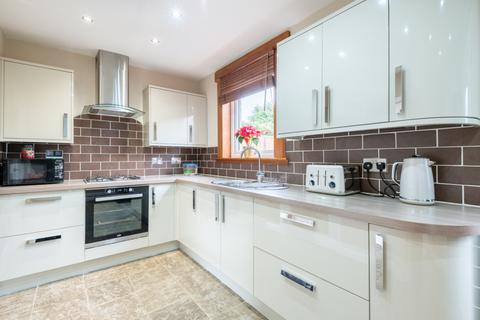 53 Clermiston Grove, Edinburgh, EH4 7DA
