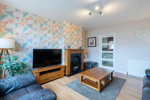 53 Clermiston Grove, Edinburgh, EH4 7DA