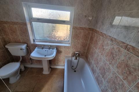 79 King Edward Road, Thorne, Doncaster, DN8 4DE