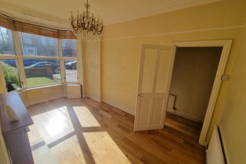 79 King Edward Road, Thorne, Doncaster, DN8 4DE