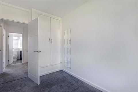 12 Blake Road, Cirencester, GL7 2EG