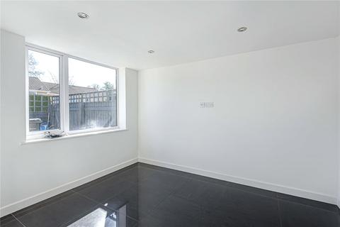 12 Blake Road, Cirencester, GL7 2EG