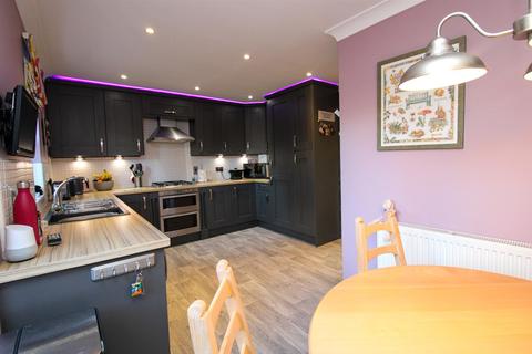 3 Fennell Grove, Ripon, HG4 2TE