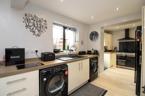 10 Gables Court, Dishforth, Thirsk, YO7 3LT