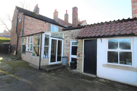 57 Allhallowgate, Ripon, HG4 1LQ