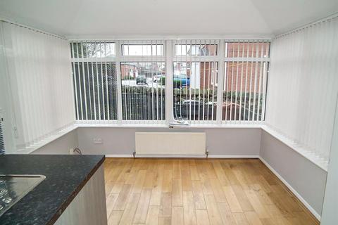 66 Aire Grove, Yeadon, Leeds, LS19 7TY