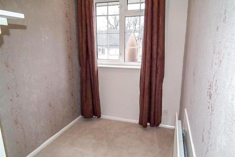 66 Aire Grove, Yeadon, Leeds, LS19 7TY
