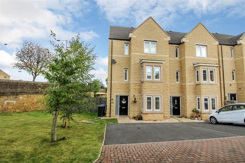 5 Eleanor Close, Bradford, BD10 0TZ