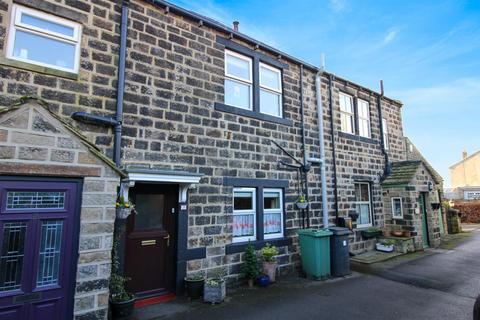 3 Carlton Mount, Yeadon, Leeds, LS19 7UZ