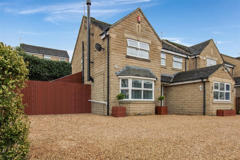 182 Apperley Road, Idle, Bradford, BD10 9TP