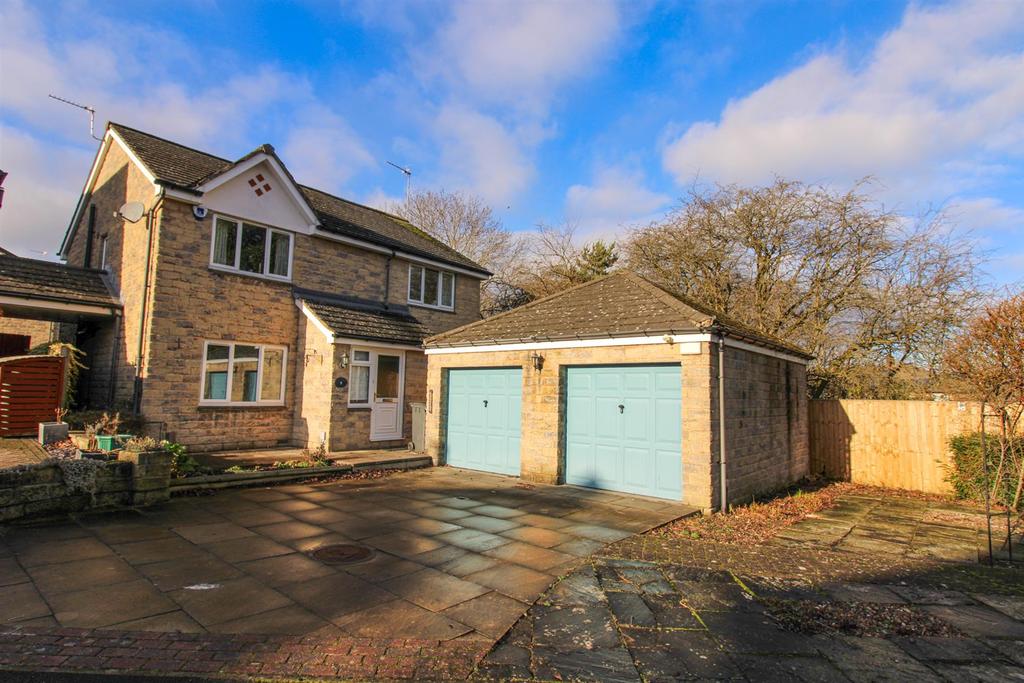 Crofters Lea, Yeadon, Leeds 4 bed detached house £399,950