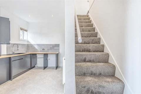 1 Ings Lane, Guiseley, Leeds, LS20 8DA