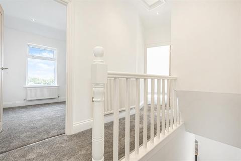 1 Ings Lane, Guiseley, Leeds, LS20 8DA
