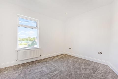 1 Ings Lane, Guiseley, Leeds, LS20 8DA