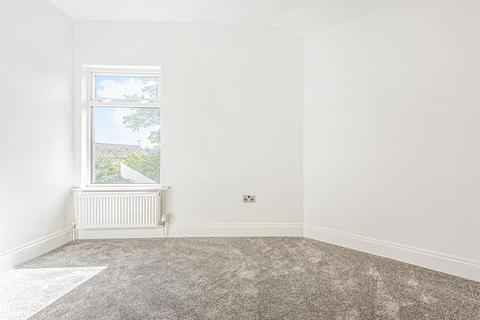 1 Ings Lane, Guiseley, Leeds, LS20 8DA