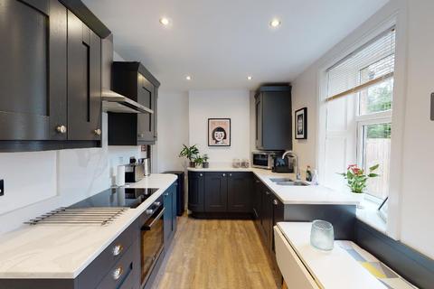 37 Canada Road, Rawdon, Leeds, LS19 6LR