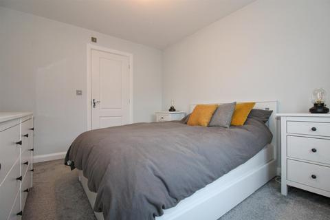 59 Edison Way, Guiseley, Leeds, LS20 9PX