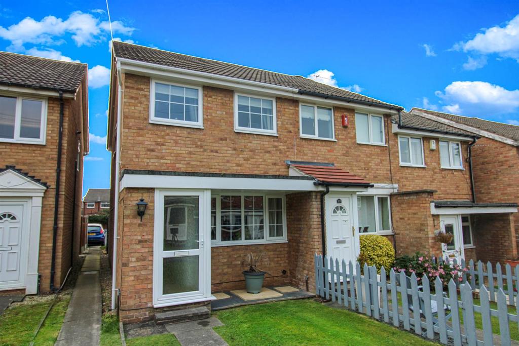 Woodlea Grove, Yeadon, Leeds, West... 2 bed end of terrace house £179,950