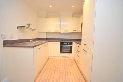 2 bedroom apartment to rent - St. Marys Lane, Upminster, Essex, RM14