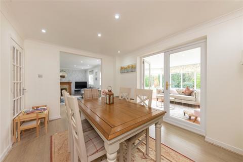 16 Dorset Vale, Warfield, Bracknell, RG42 3JL