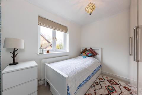 16 Dorset Vale, Warfield, Bracknell, RG42 3JL