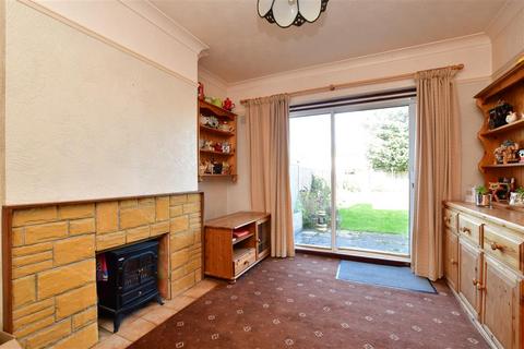 89 Spencer Road, Caterham, CR3 5LF