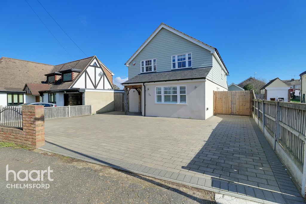Baddow Hall Avenue, Chelmsford 5 bed detached house for sale £850,000